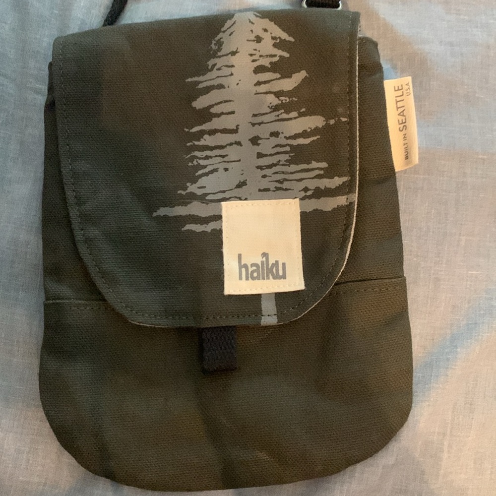 Haiku crossbody built in Seattle